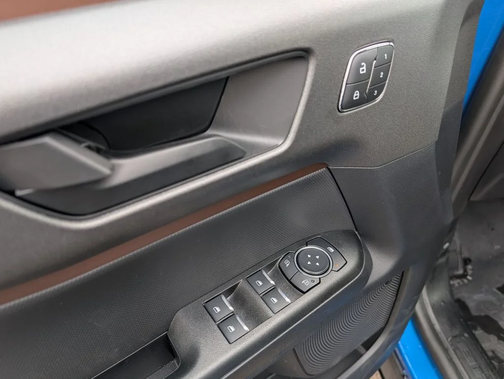 New 2025 Velocity Blue Metallic Ford Outer Banks® image 25