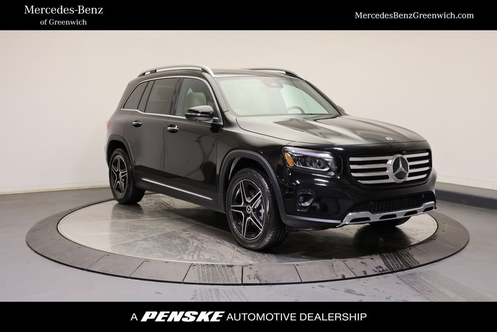 2026 Mercedes-Benz GLB GLB 250 4MATIC's photo