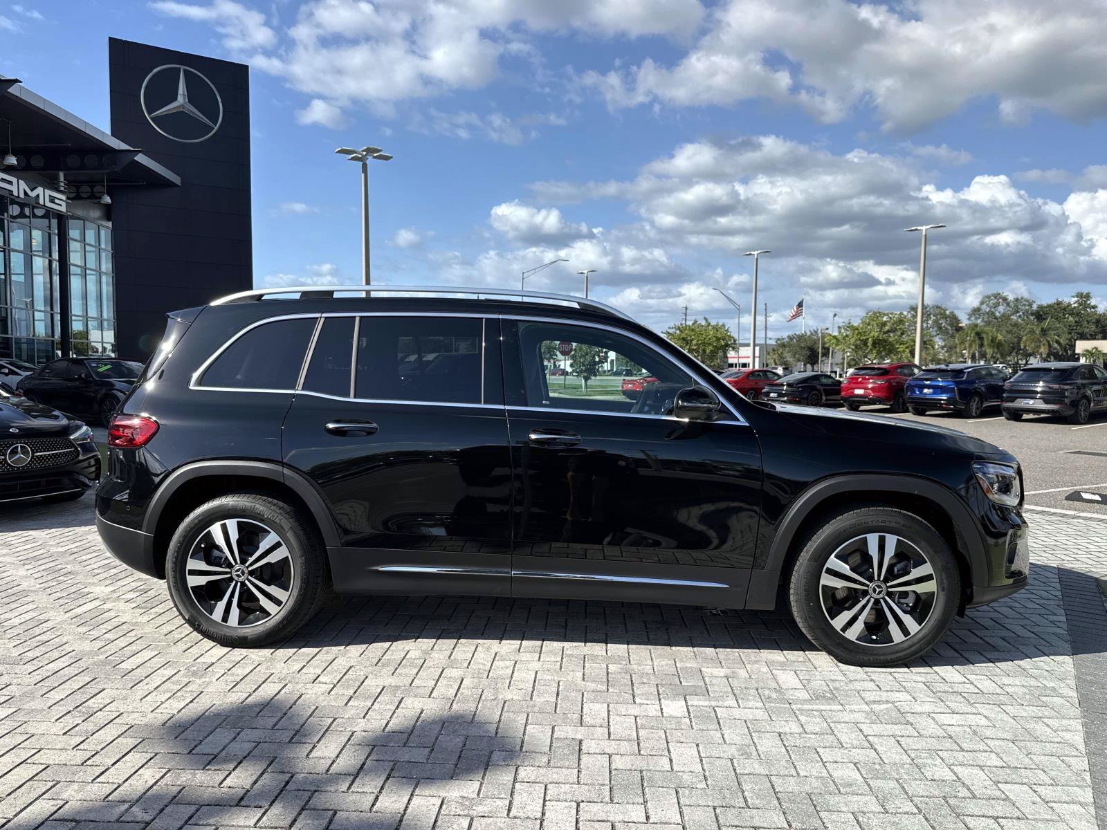 New 2026 Black Mercedes-Benz 250 SUV image 6