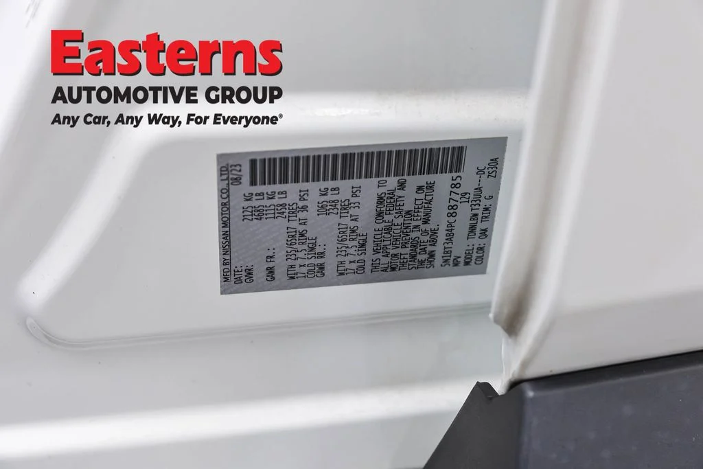 Used 2023 White Nissan S image 36