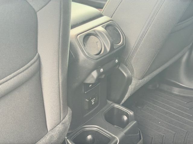 Used 2023 White Jeep Rubicon image 17