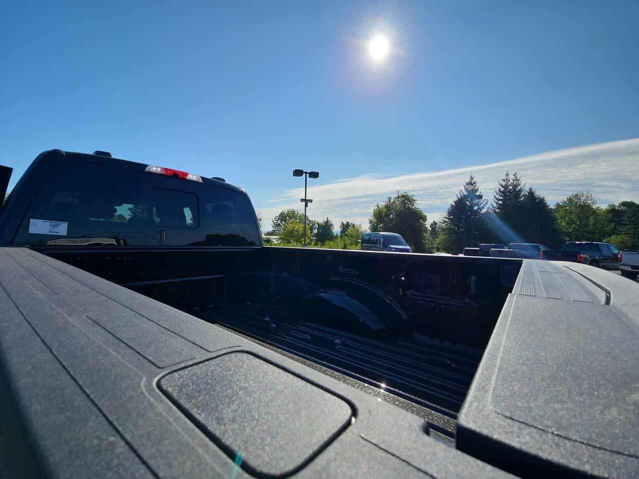 New 2026 Agate Black Metallic Ford F-250® Platinum® image 15