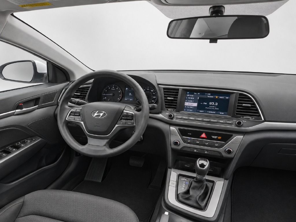 Used 2018 White Hyundai SEL image 20