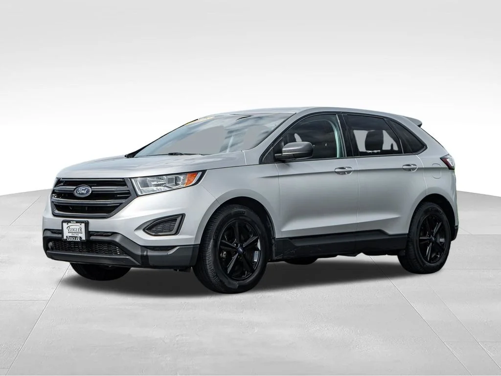 Used 2018 Silver Ford SE image 3