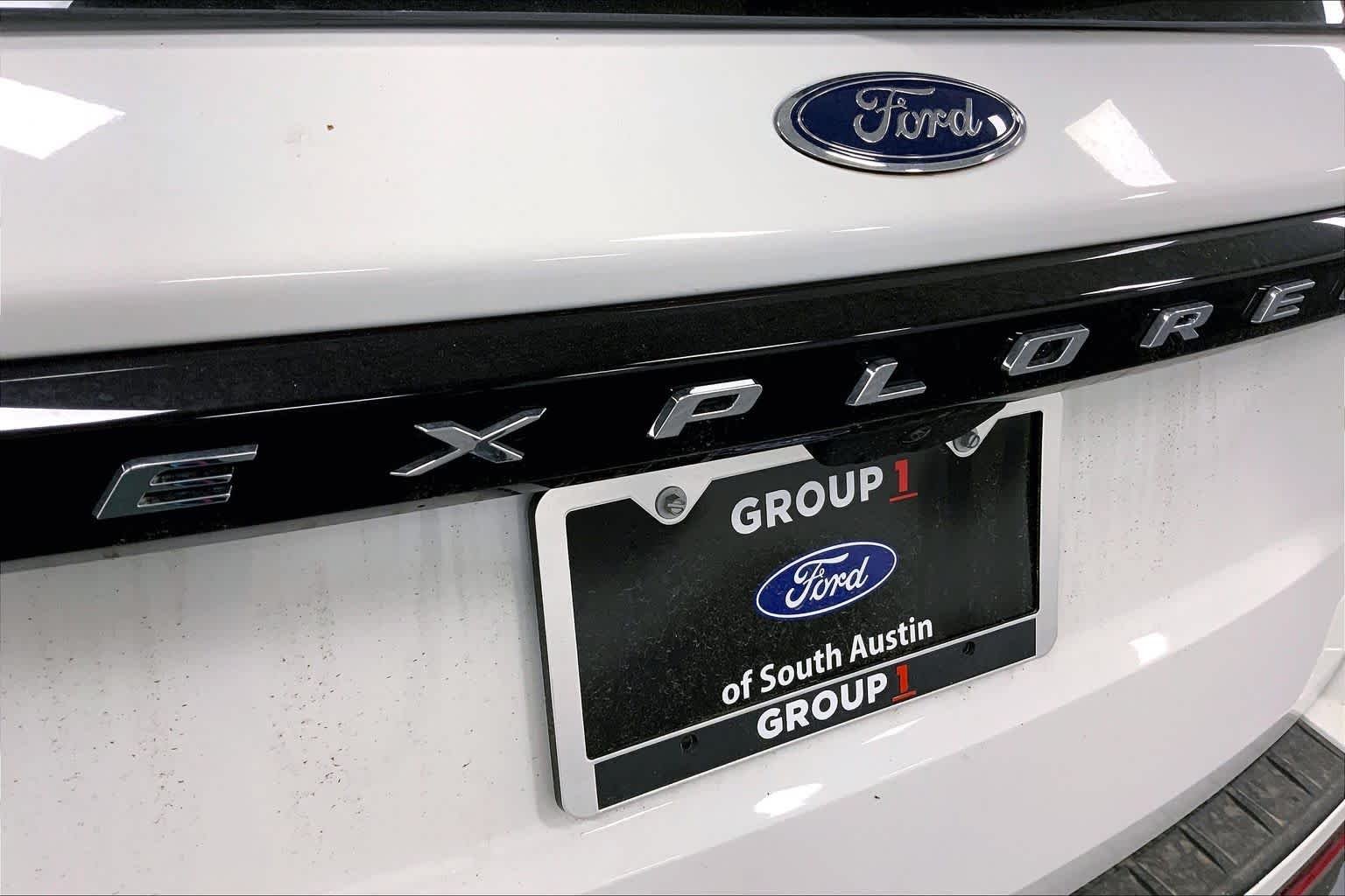 New 2026 Star White Metallic Tri-Coat Ford Active image 12
