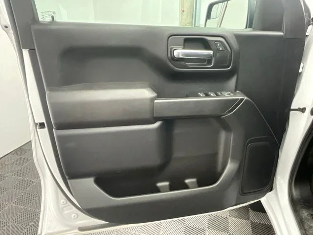2023 Chevrolet Silverado 1500 Custom - Photo 15