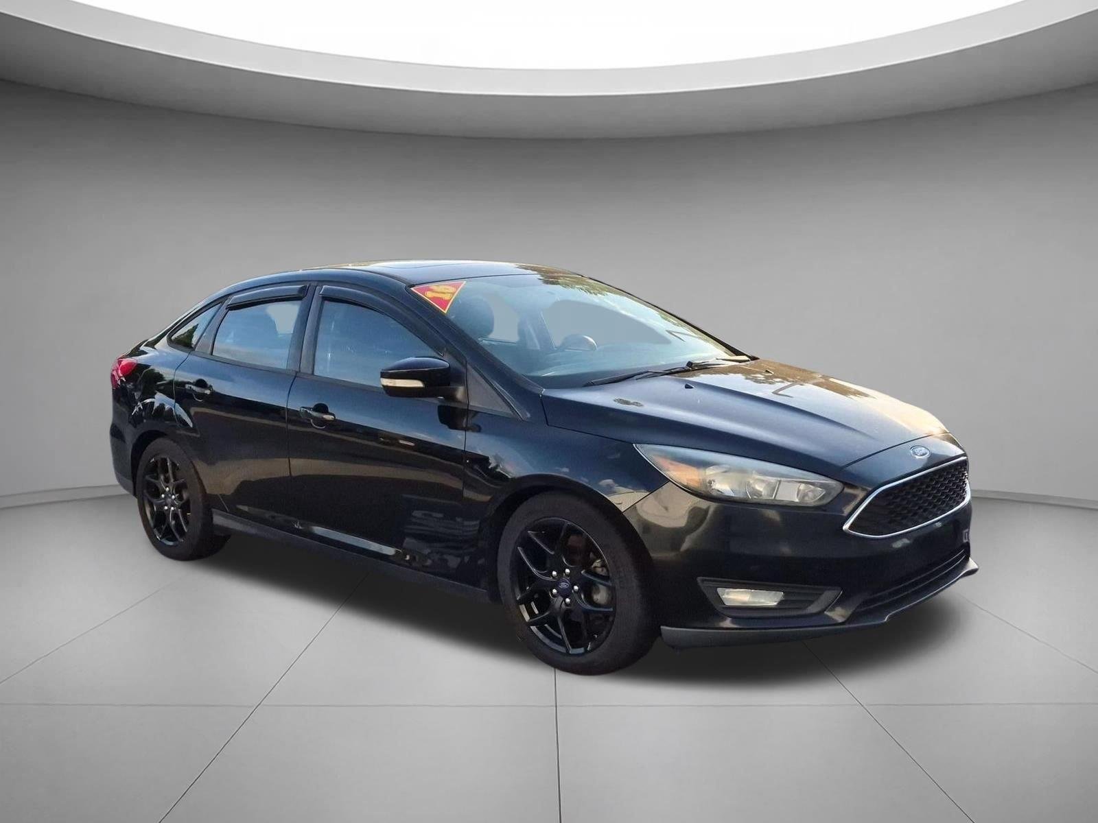 Used 2016 Shadow Black Ford SE image 7