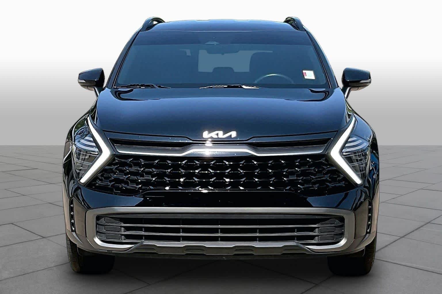 Used 2024 Ebony Black Kia X-Line image 4
