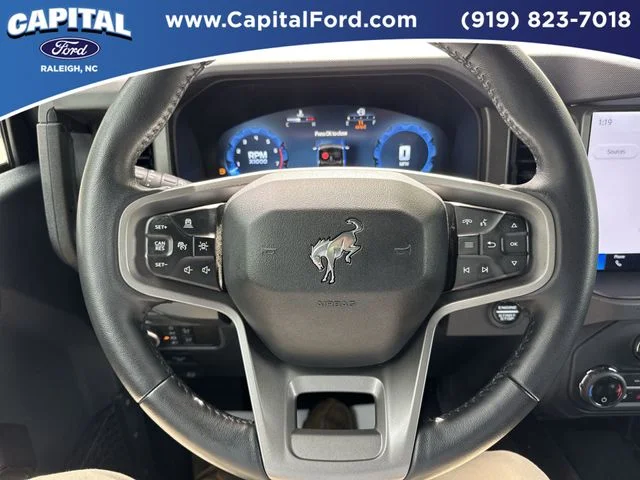 Used 2025 Beige Ford Badlands image 34