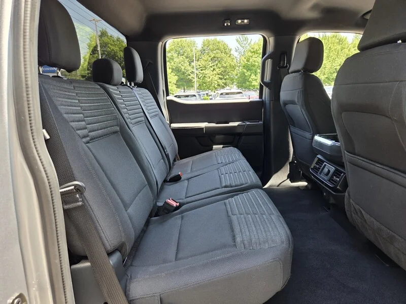 Used 2023 SILVER FORD XL image 14