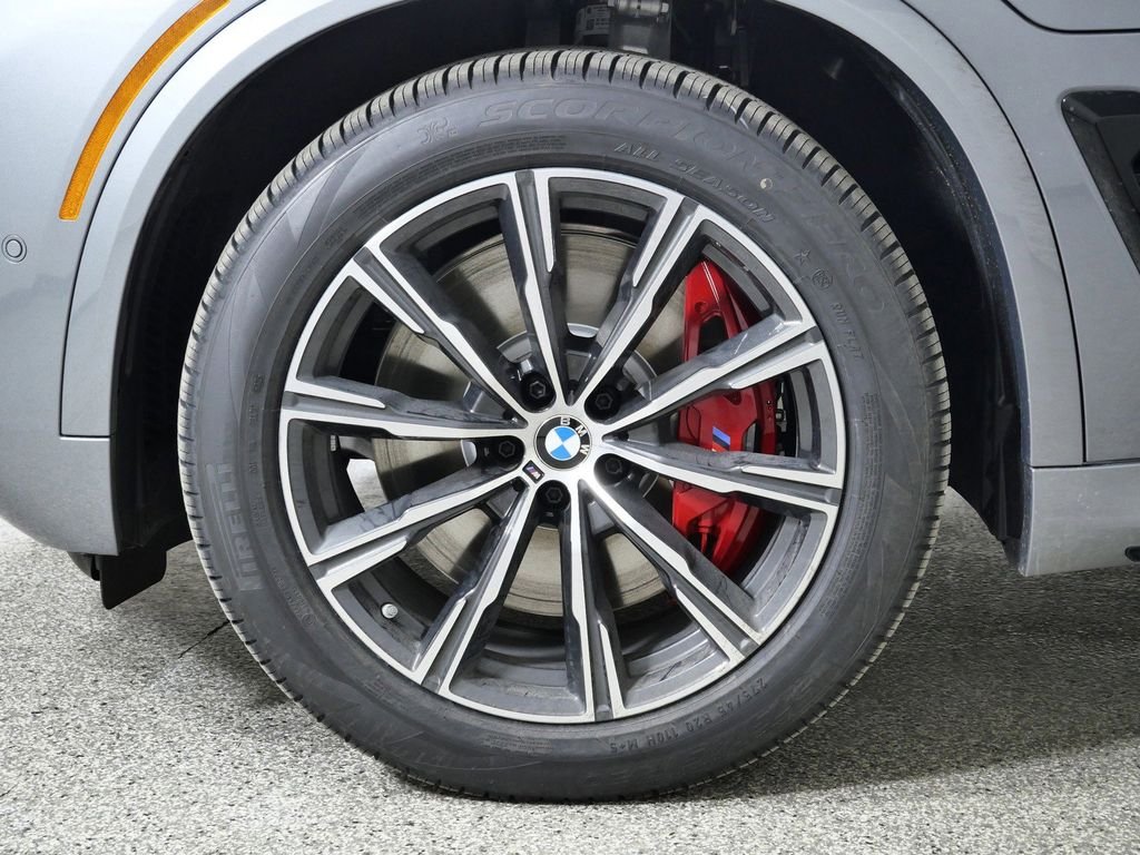 Used 2026 Skyscraper Grey Metallic BMW xDrive50e image 18