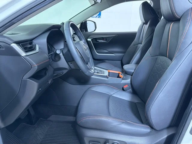 Used 2022 White Toyota Adventure image 18