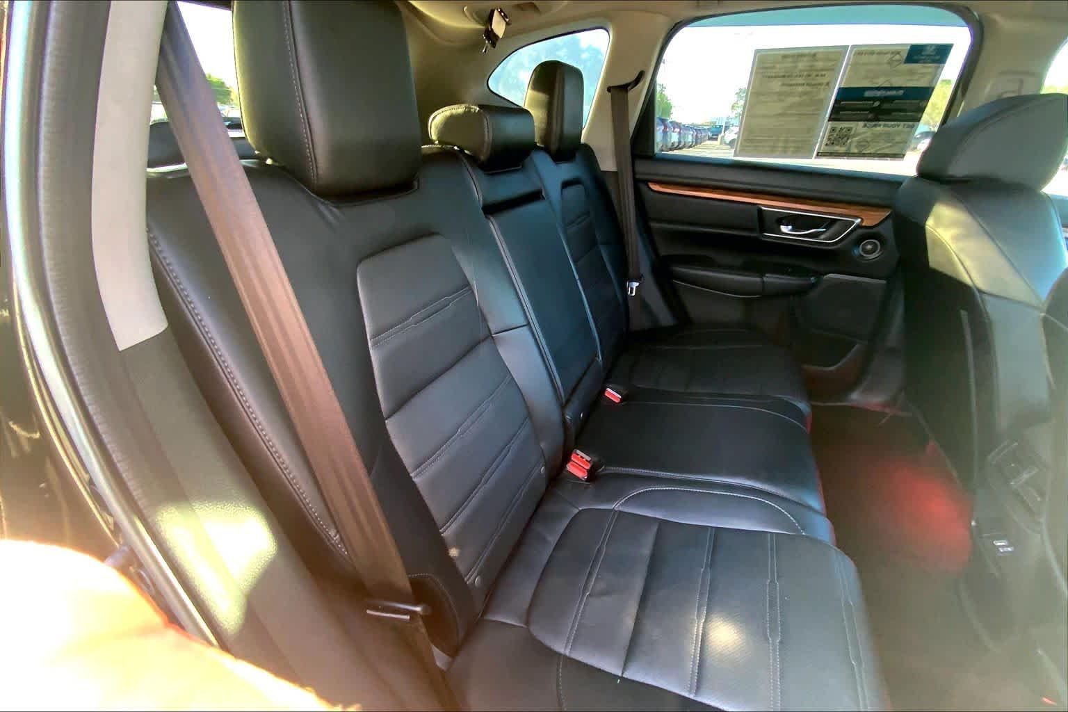 Used 2018 Crystal Black Pearl Honda EX-L image 19