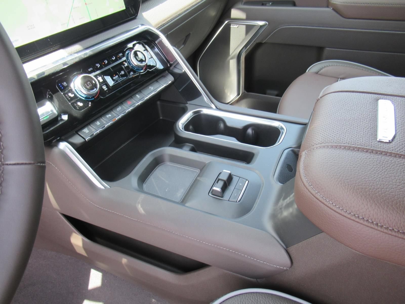 2026 GMC Sierra 2500HD Denali - Photo 19