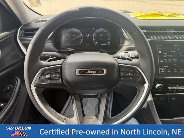 Certified Used 2023 Diamond Black Crystal Pearlcoat Jeep Laredo image 12