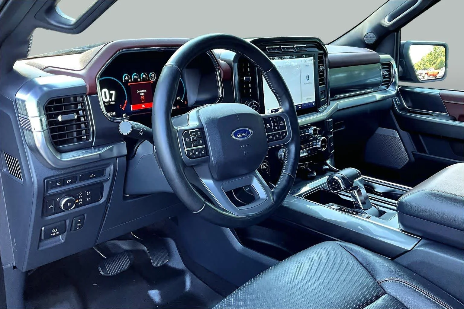 Used 2022 Agate Black Ford LARIAT image 16