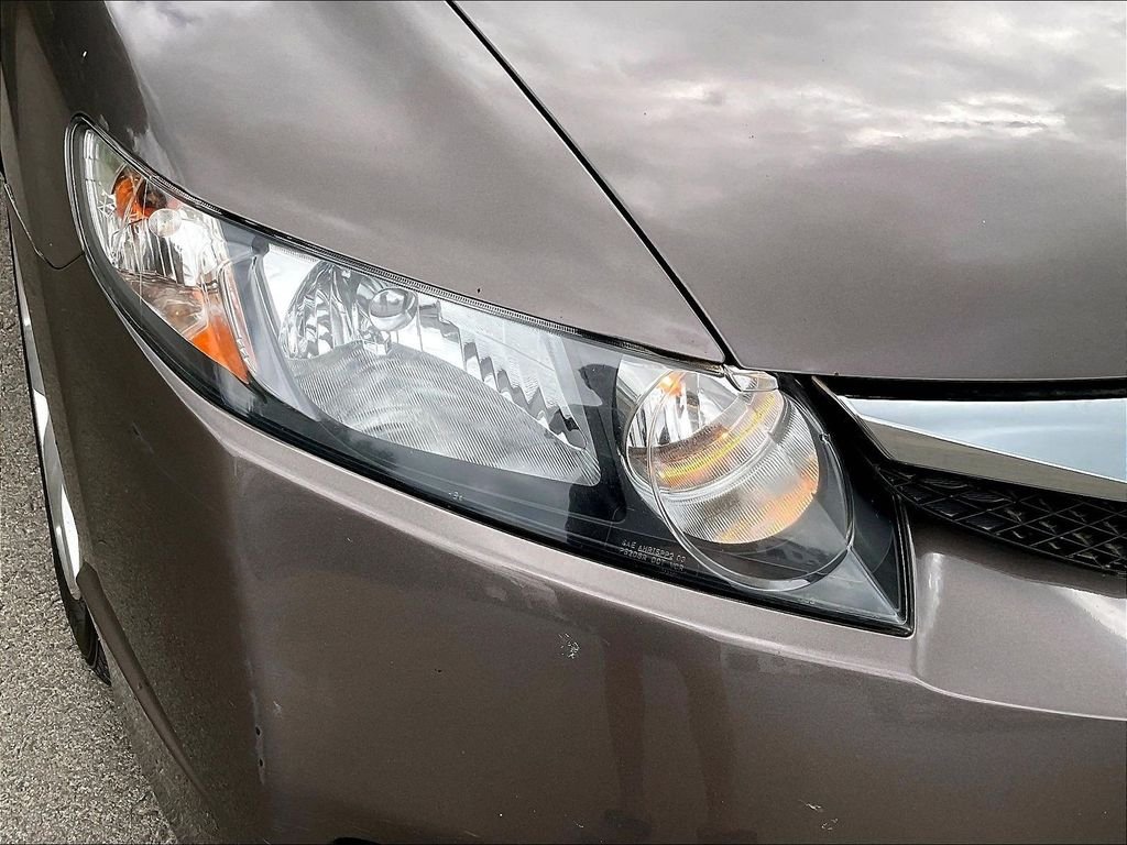 Used 2010 Brown Honda LX image 27