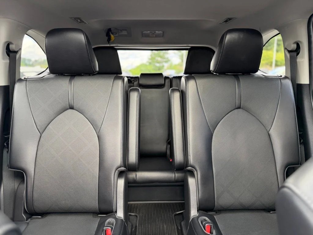 Used 2022 Red Toyota Platinum image 31