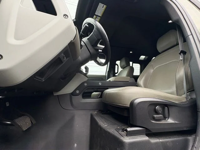 Certified Used 2023 Green Land Rover S image 13