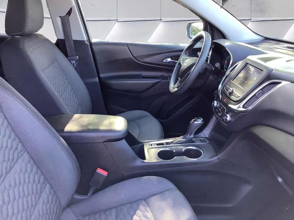 Used 2020 White Chevrolet LT image 9