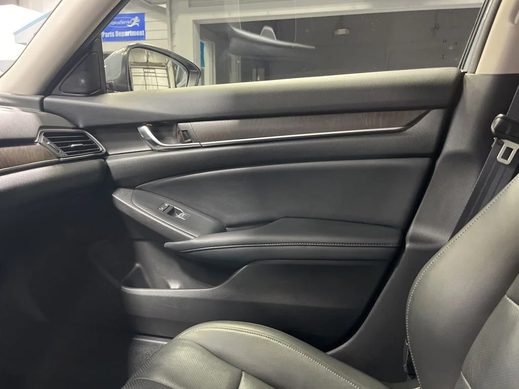 Certified Used 2022 Sonic Gray Pearl Honda Touring image 15