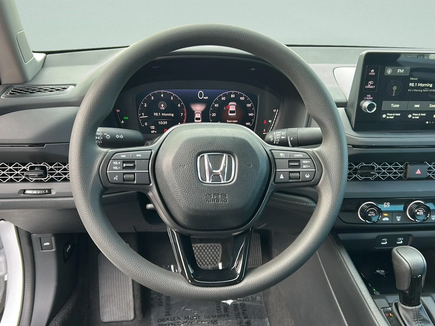 New 2026 Platinum White Pearl Honda LX image 17