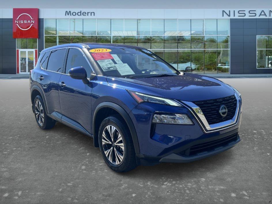Used 2023 Caspian Blue Metallic Nissan SV image 3