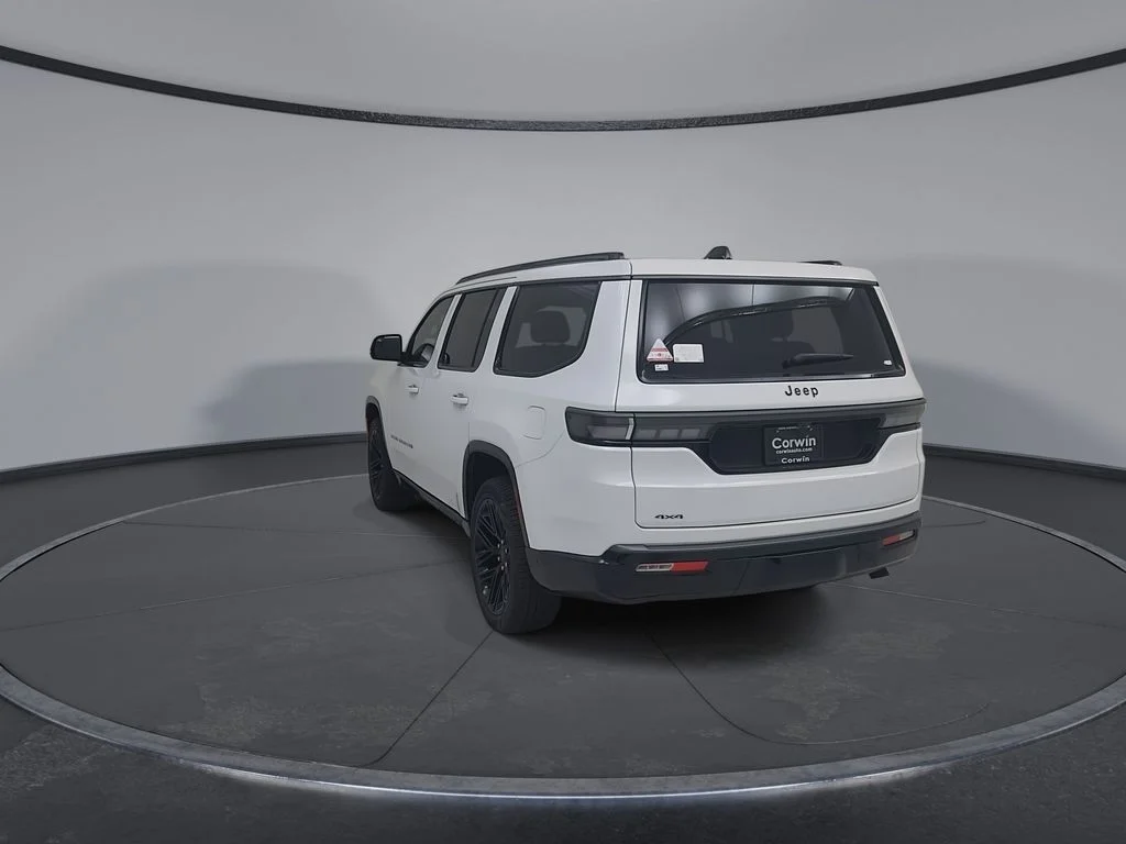 New 2026 Bright White Clearcoat Jeep Limited Reserve image 10