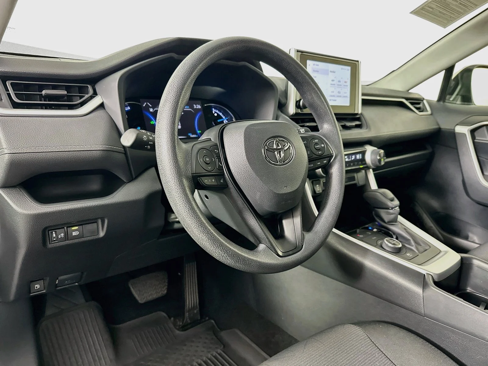 Certified Used 2025 Silver Toyota XLE image 9