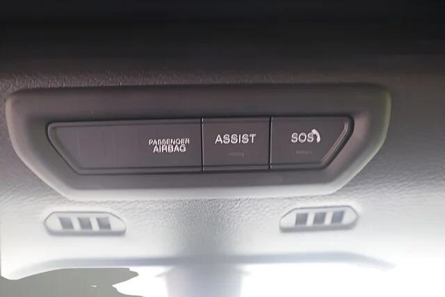 Used 2022 Bright White Clearcoat Jeep Unlimited Sport S image 20