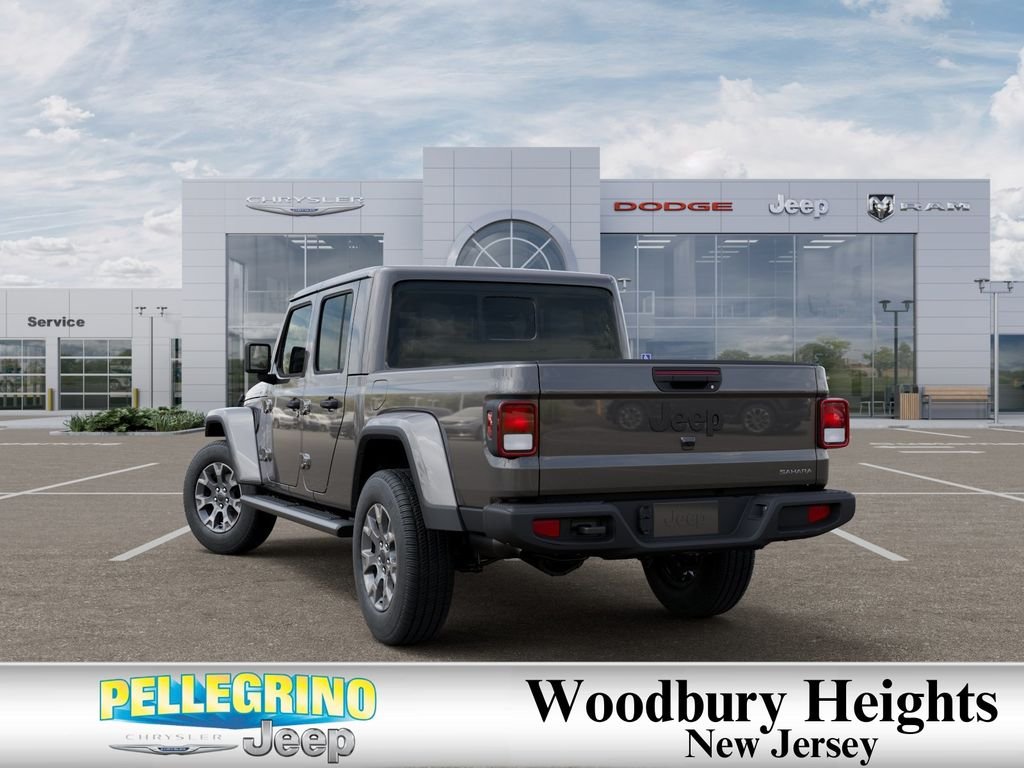 New 2026 Granite Crystal Metallic Clearcoat Jeep Sahara image 3