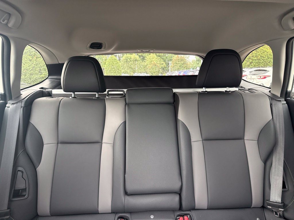 Used 2024 White Subaru Onyx Edition image 13