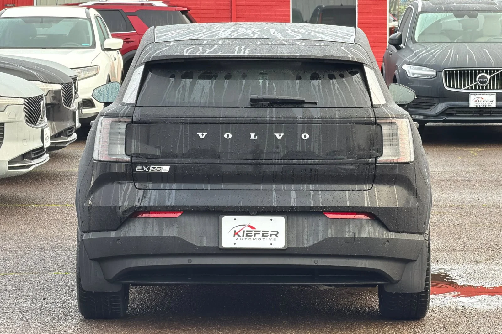 New 2026 ONYX BLACK Volvo Ultra image 5