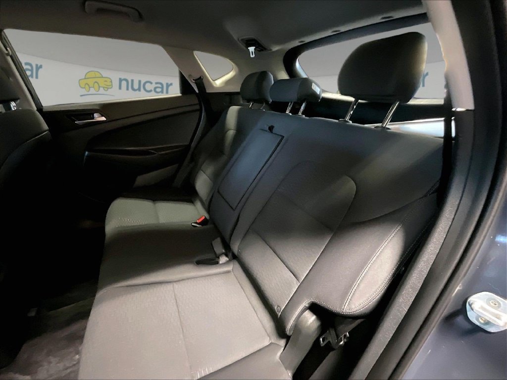 Used 2019 Blue Hyundai SE image 15