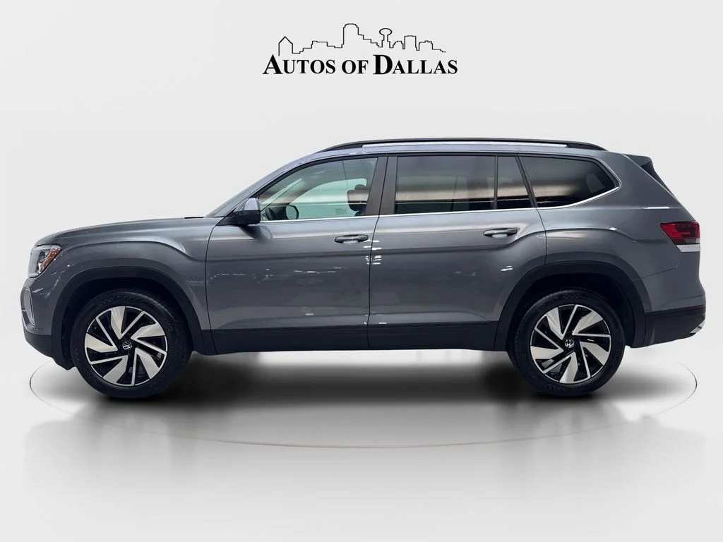 Used 2024 Gray Volkswagen 2.0T SE w/Technology image 5