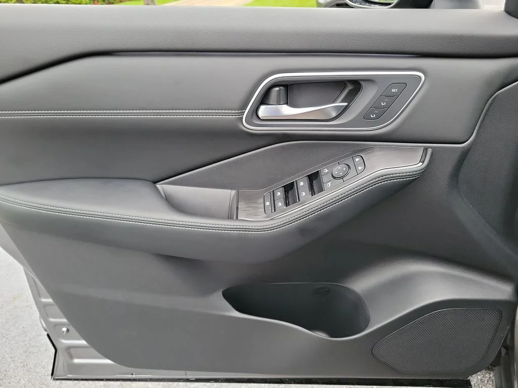 New 2026  Nissan Platinum image 22