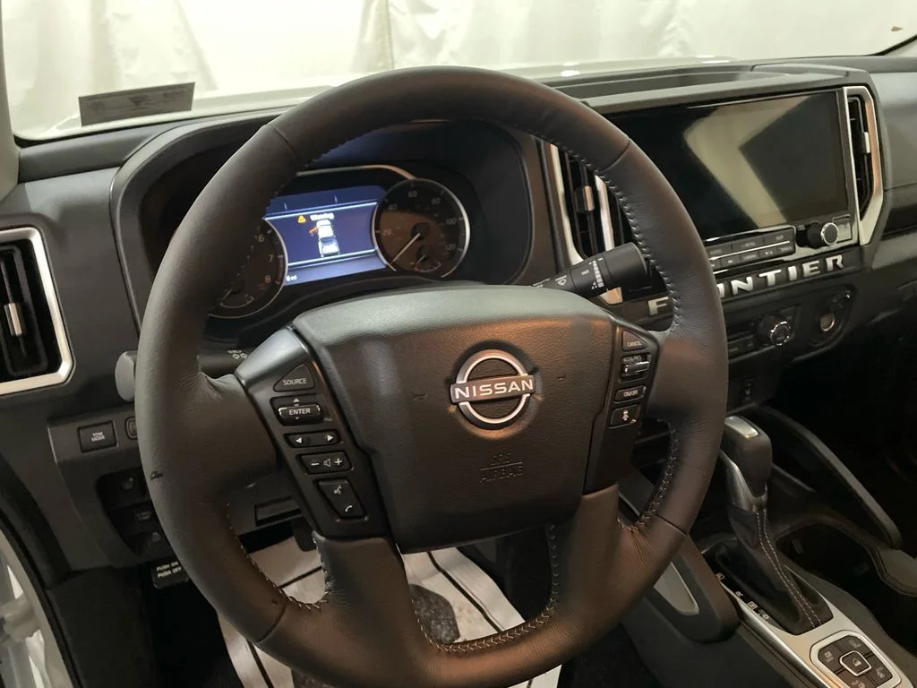 New 2026 Glacier White Nissan Crew Cab SV Long Bed image 13