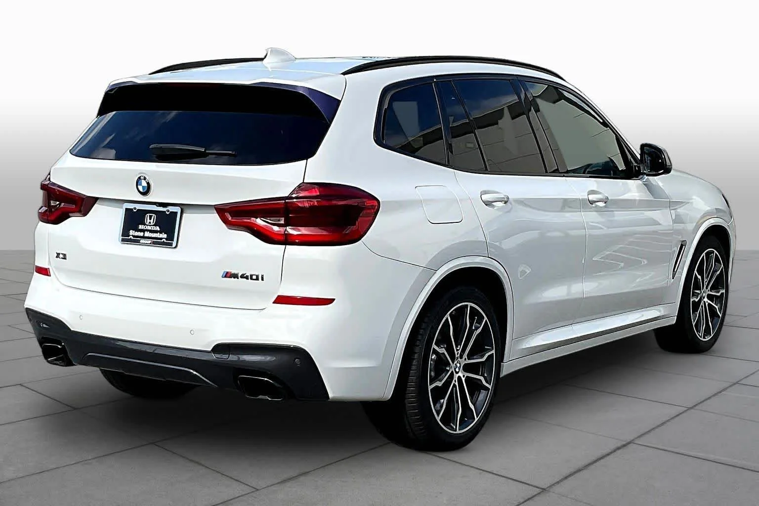 Used 2020 Alpine White BMW M40i image 13