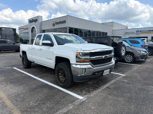 Used 2018 White Chevrolet LT image 1