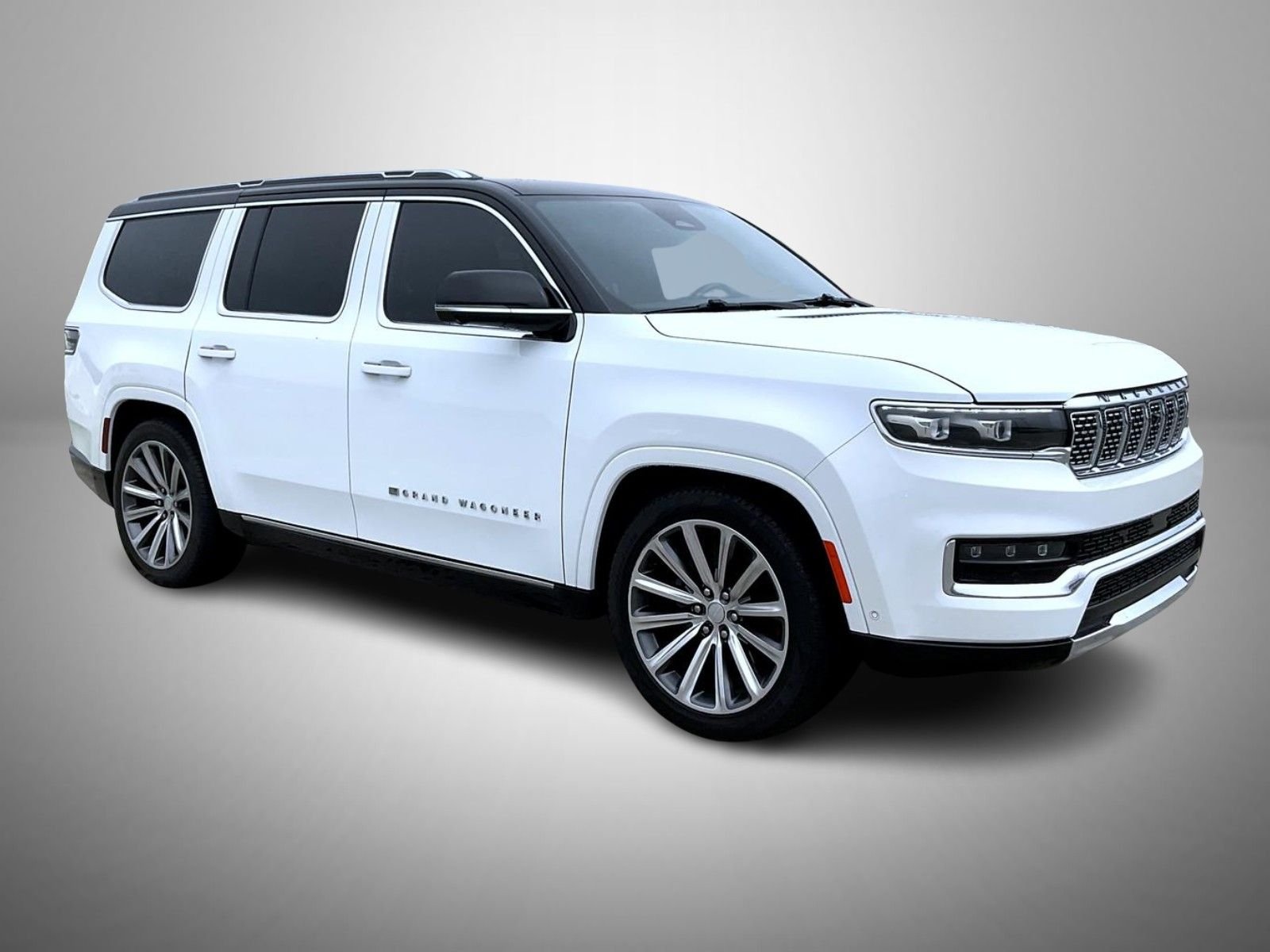 Used 2023 White Jeep Series II image 3