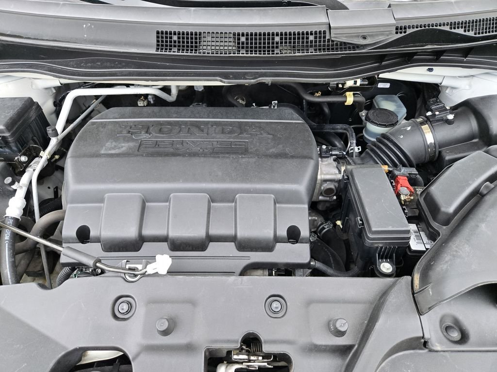 Used 2016 White Honda EX image 22