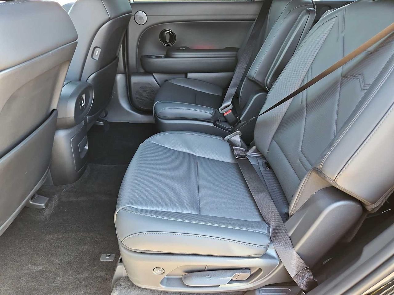 New 2026 Abyss Black Pearl Hyundai XRT Pro image 19