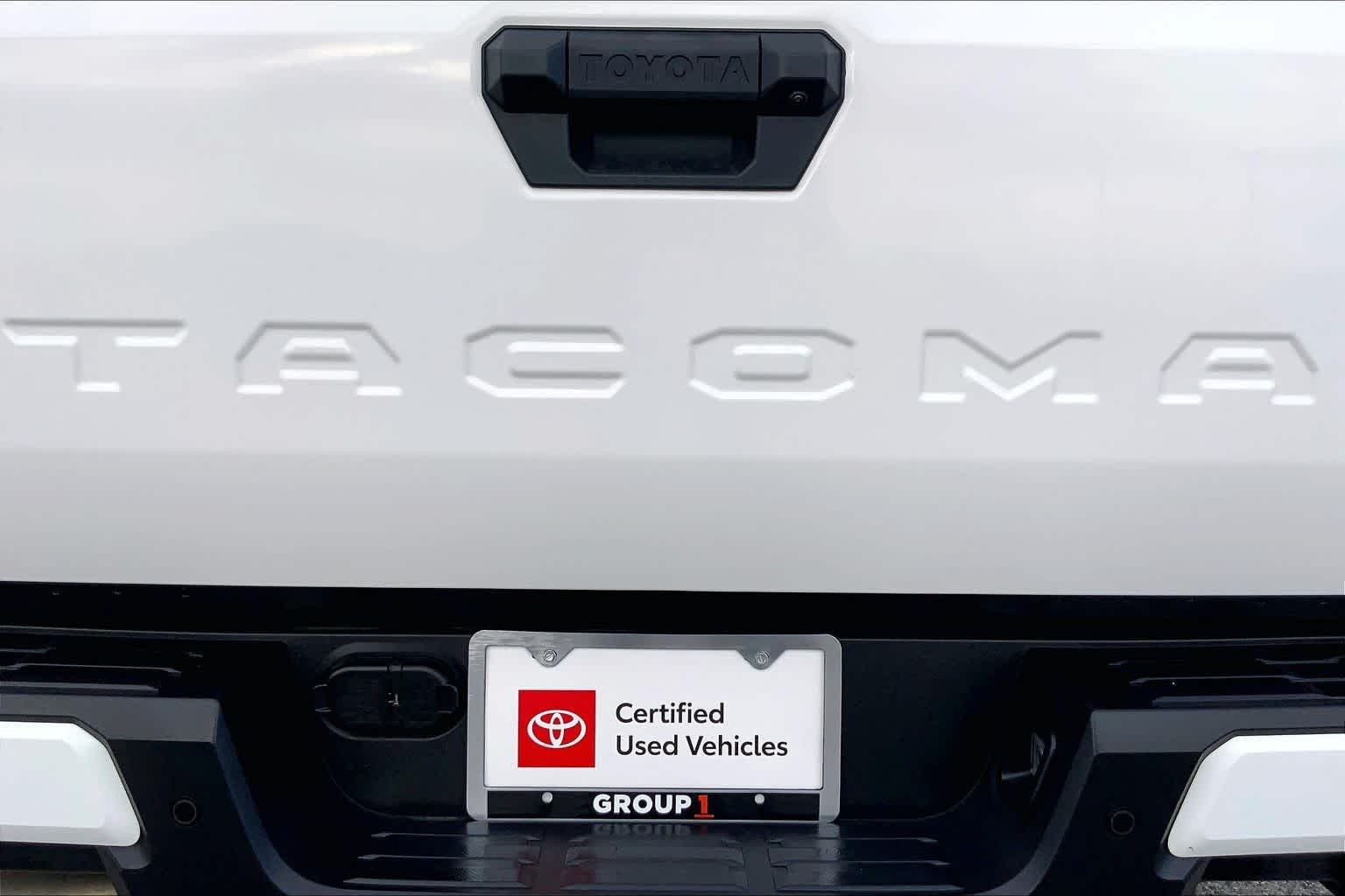 Used 2026 Ice Cap Toyota SR5 image 30