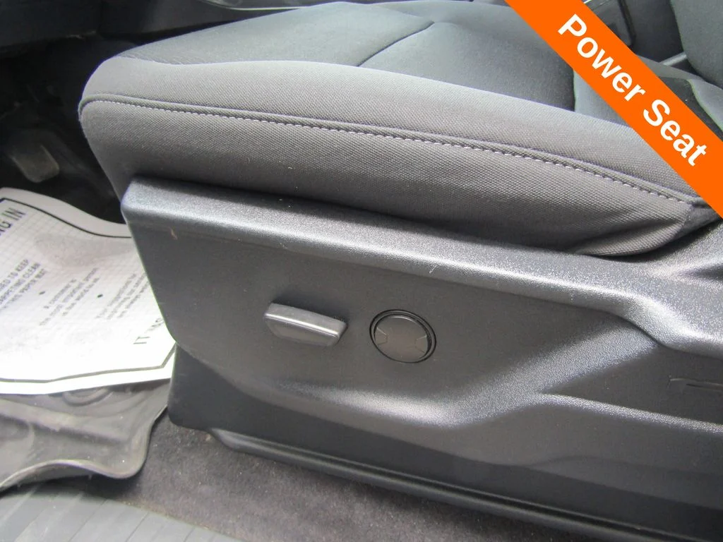 Used 2023 White Ford XLT image 6