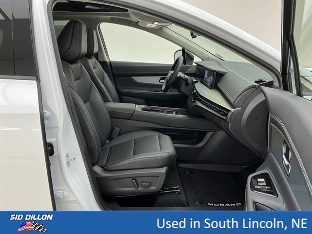 Used 2025 Everest White Pearl Tricoat Nissan SL image 26