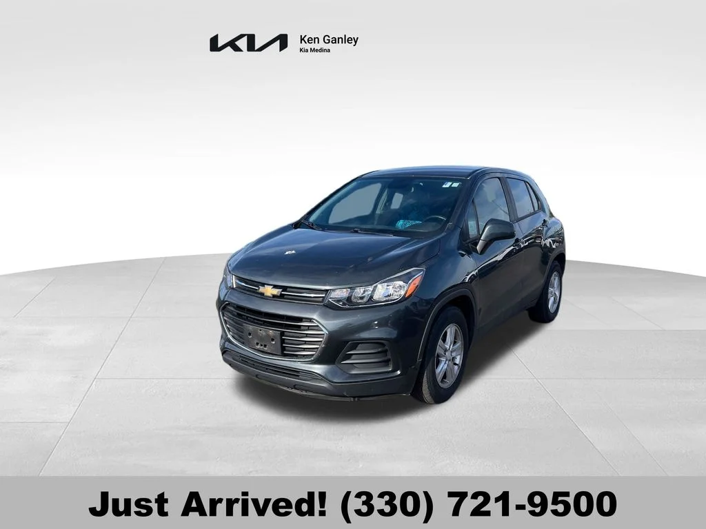 2020 Chevrolet Trax LS's photo