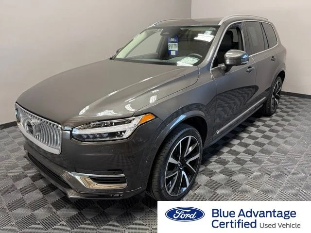 2023 Volvo XC90 Plus