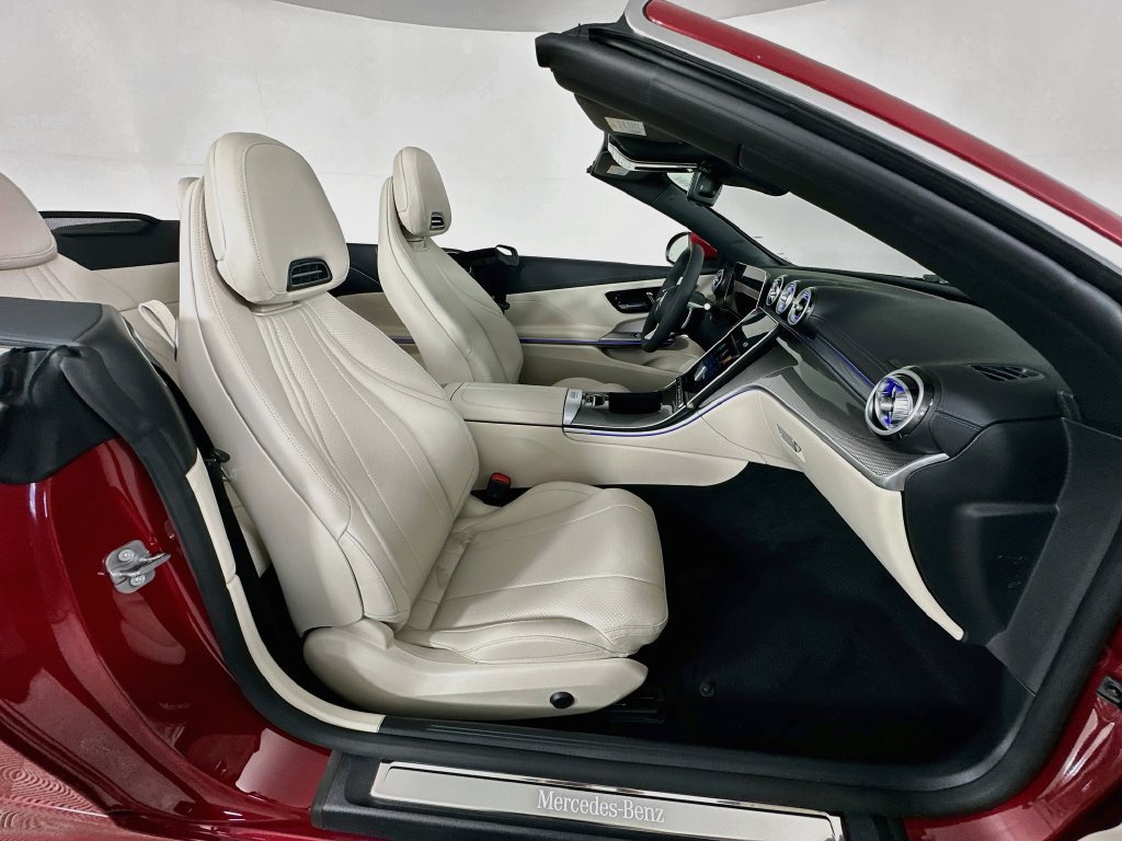 New 2027 MANUFAKTUR Patagonia Red Metallic Mercedes-Benz CLE 450 image 62