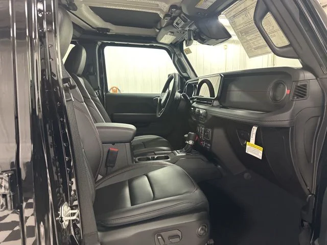 New 2026 Black Clear-Coat Exterior Paint Jeep Rubicon X image 9