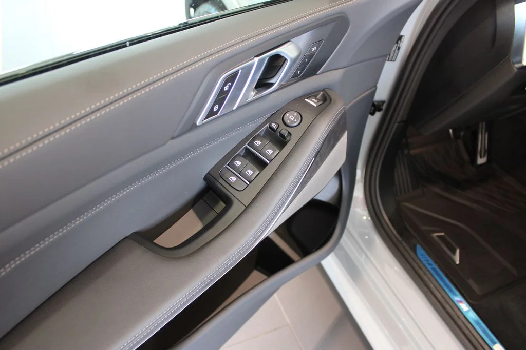 New 2026 Brooklyn Grey Metallic BMW xDrive40i image 27